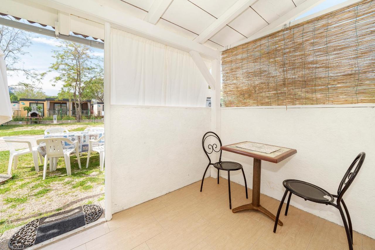 Camp Mali Bungalow Baška Eksteriør bilde